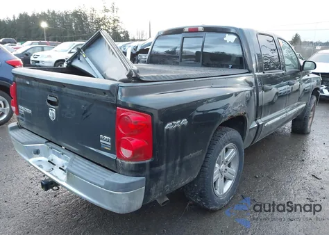 2008 Dodge Dakota Laramie from USA, damaged, VIN 1D7HW58N28S633152